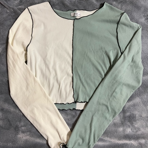 Long sleeve cropped shirt - Picture 1 of 2